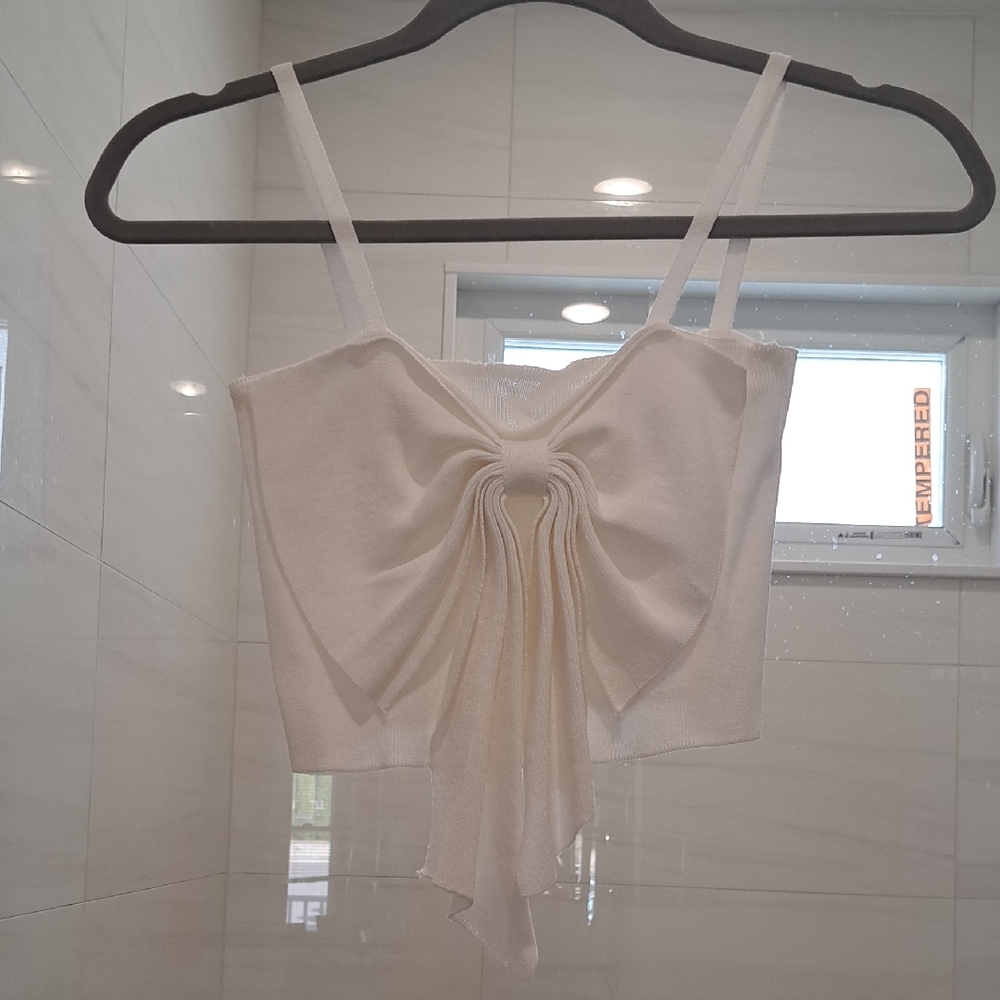 NWOT White Bow Detail Crop Top